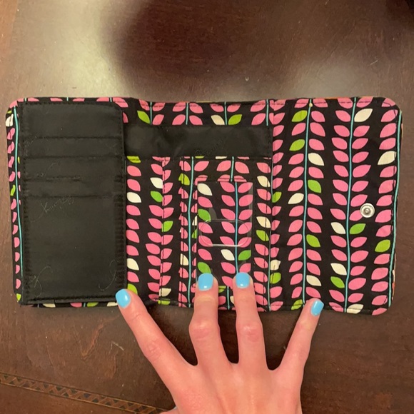 Vera Bradley wallet - Picture 4 of 5